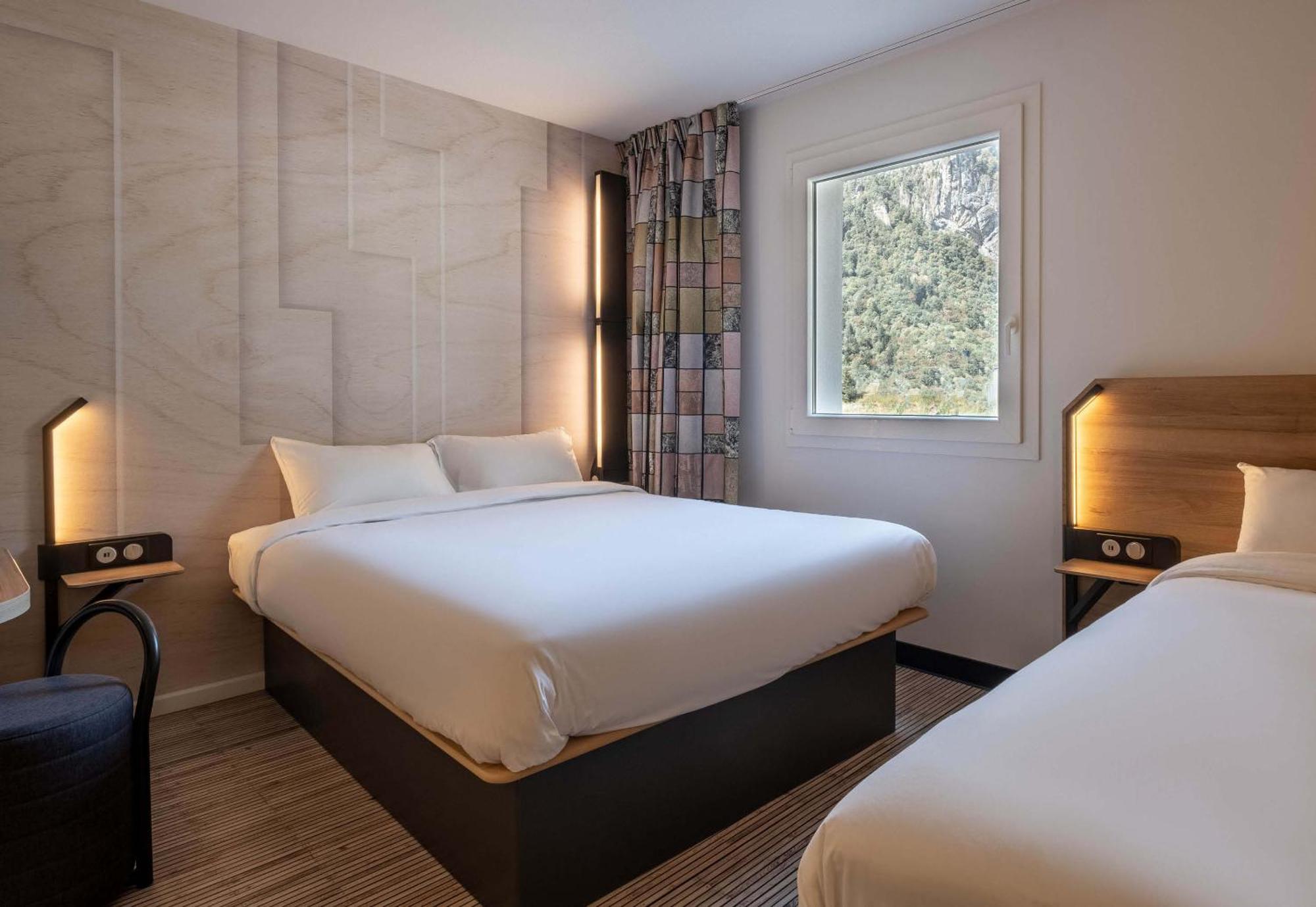 B&B Hotel Cluses Sud エクステリア 写真